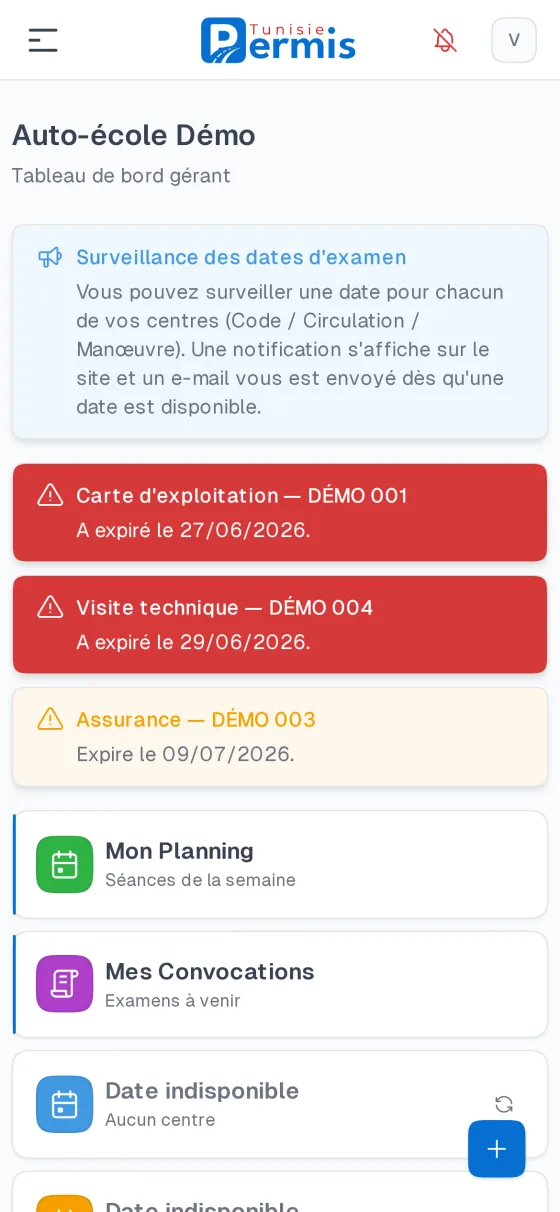 Tableau de bord Permis.tn affiché sur un téléphone